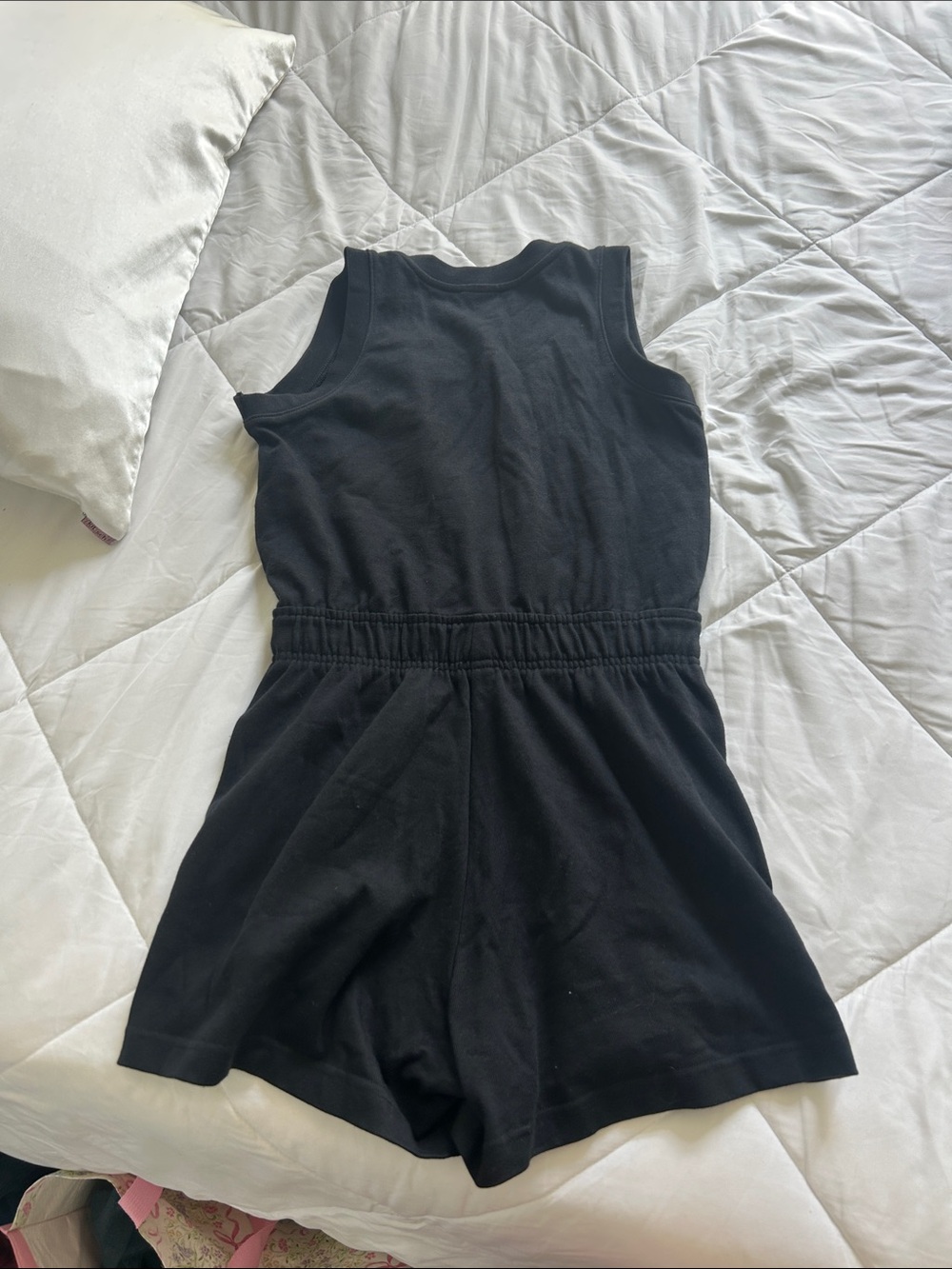 Girls Large Nike romper - Picture 3 of 4